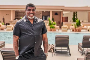 King Ochacho describe N400m mansion gift to Peller as Chicken Change.